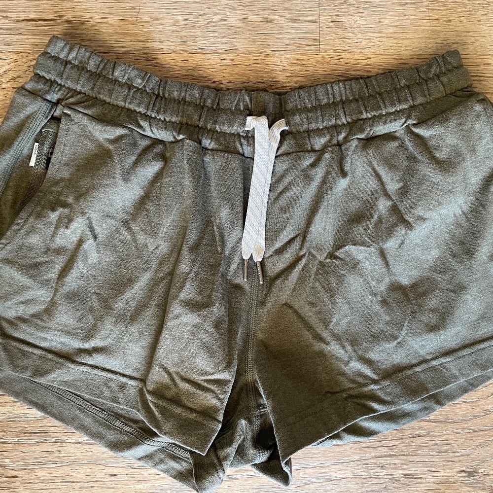 Vuori Halo Performance Shorts